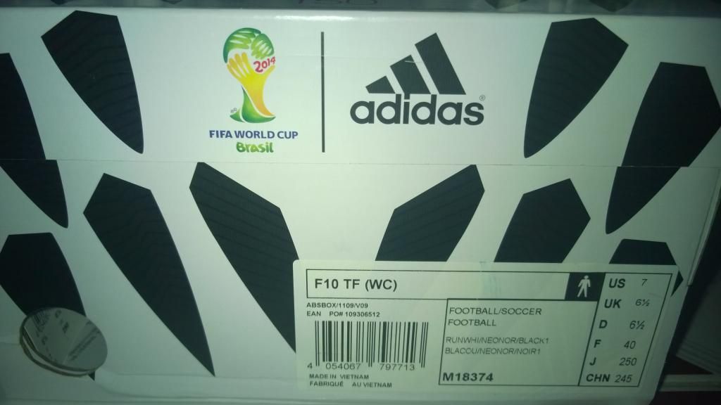 Cần bán Giày đá banh sân cỏ nhân tạo, hiệu Adidas chính hãng, mới 99%. - 1