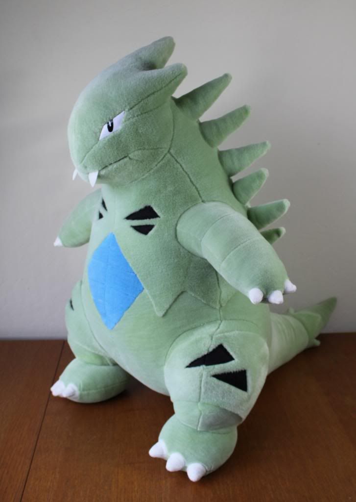 pokemon 11 inch jumbo tyranitar plush
