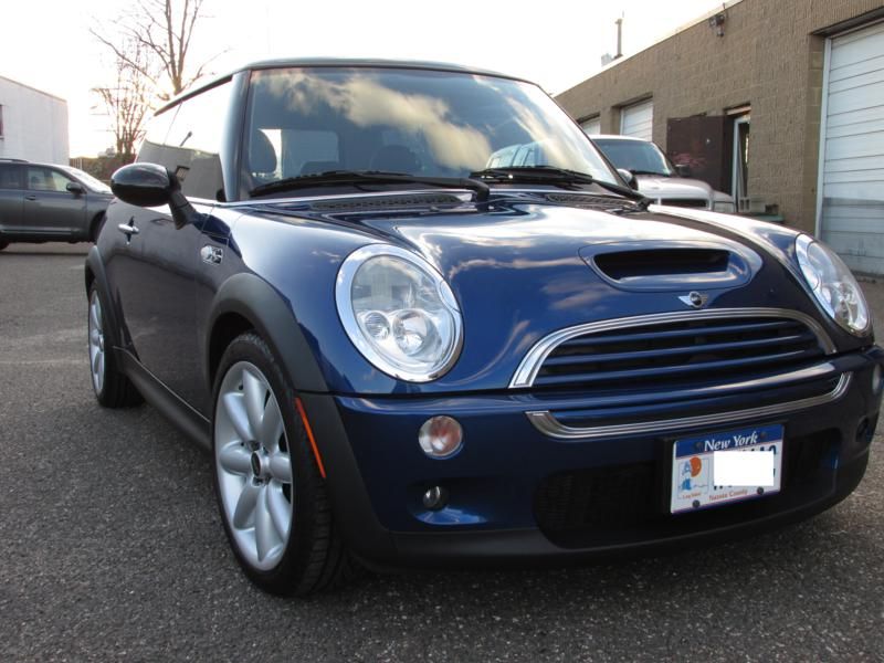 MiniCooperS-afteroutside2_800x600_zps766b2ef9.jpg