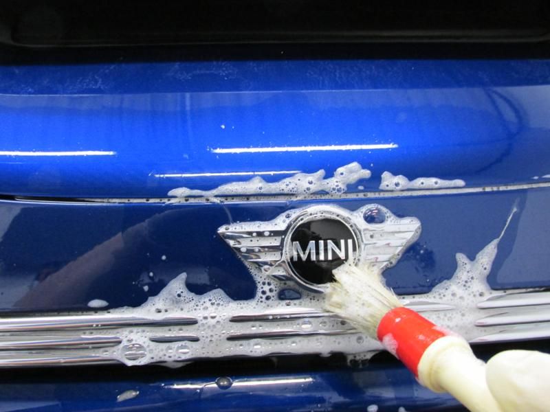 MiniCooperS-washemblem1_800x600_zps59608318.jpg