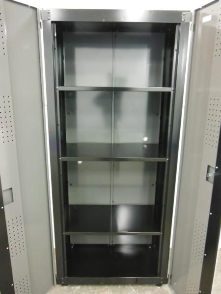 emptycabinet2_450x600_zps4c058235.jpg